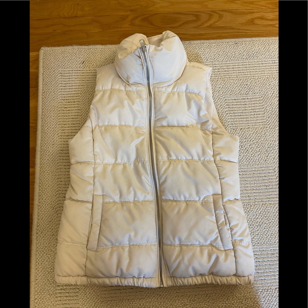 Old Navy Puffer Vest